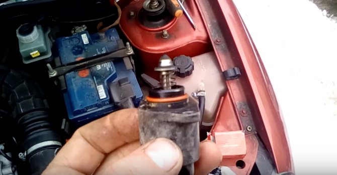 Новый датчик холостого хода для Лада Калина в упаковке